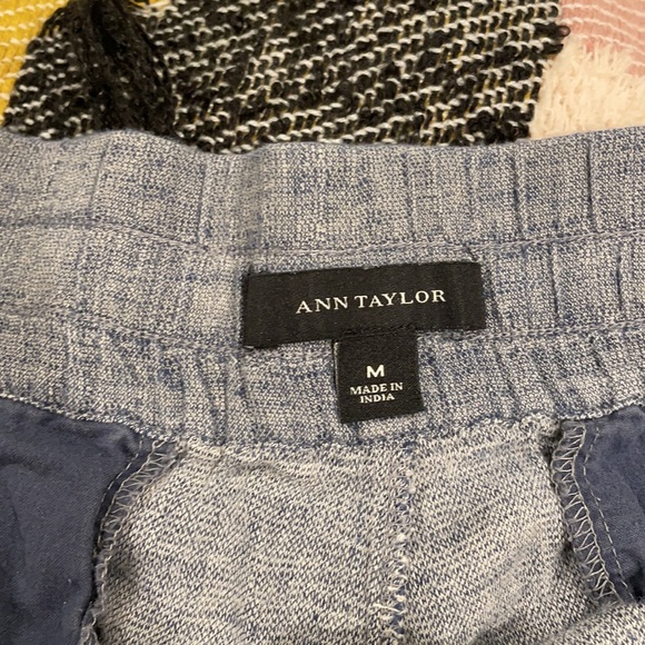 Shorts - Picture 2 of 4